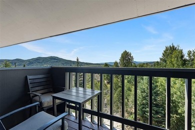 This peaceful, 2,892 SF 4 bedroom, 5 bathroom Columbine Townhome - photo 24