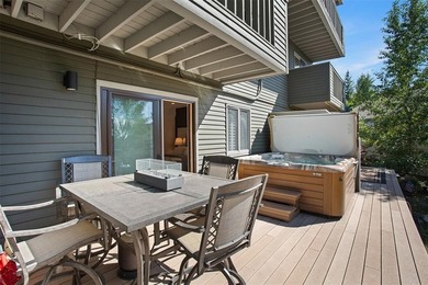 This peaceful, 2,892 SF 4 bedroom, 5 bathroom Columbine Townhome - photo 33
