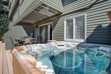 This peaceful, 2,892 SF 4 bedroom, 5 bathroom Columbine Townhome - photo 35