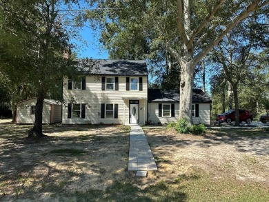 Lake Home For Sale in Carriere, Mississippi