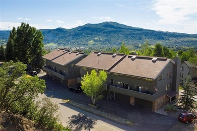 This peaceful, 2,892 SF 4 bedroom, 5 bathroom Columbine Townhome - photo 44