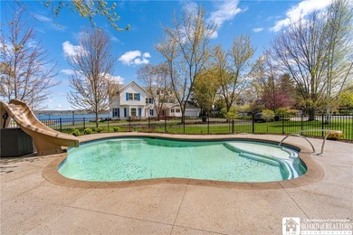 Welcome to Top Notch Cottage, an exceptional lakefront retreat - photo 49