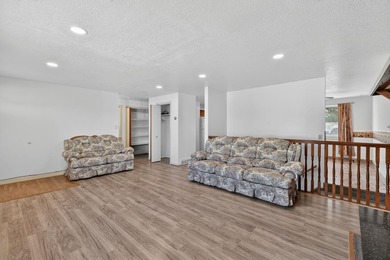 Welcome to your next home ! This beautiful brick home is - photo 6