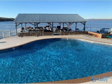 Lake Condo For Sale in Centre, Alabama