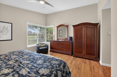 Beautiful 3 bedroom 2.5 Bathroom 1.5 Garage Villa with golf - photo 16