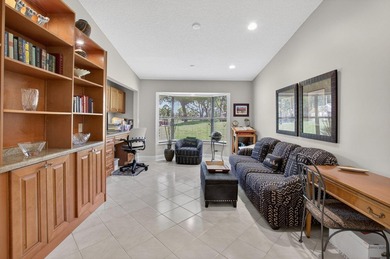 Beautiful 3 bedroom 2.5 Bathroom 1.5 Garage Villa with golf - photo 19