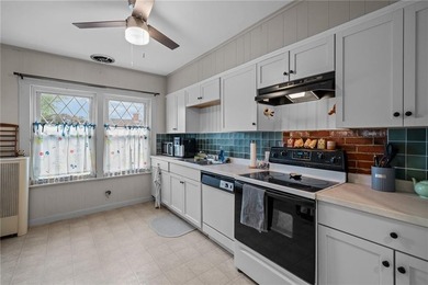 One of a kind Riverside three family offering exceptional - photo 22