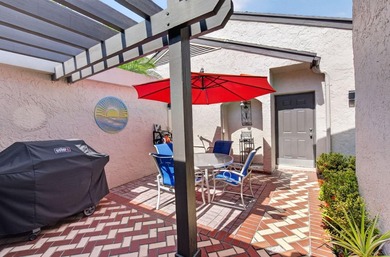Beautiful 3 bedroom 2.5 Bathroom 1.5 Garage Villa with golf - photo 24