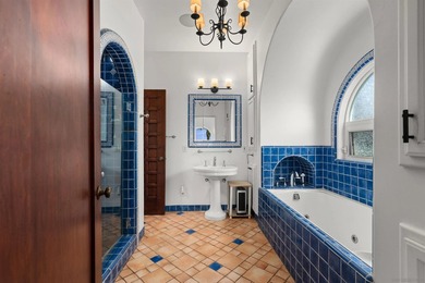 Exceptional 1929 Spanish Revival estate w/private casita - photo 24