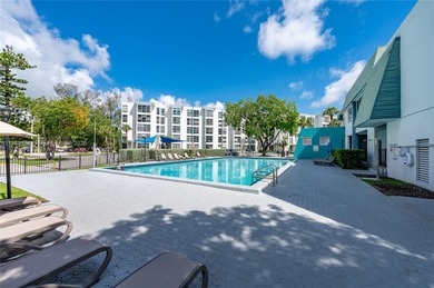 Prime opportunity in desirable Sunny Isles! This 2-bedroom, 1