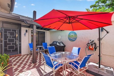 Beautiful 3 bedroom 2.5 Bathroom 1.5 Garage Villa with golf - photo 25