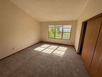 Price reduced. This package consists of 14 townhome condos at - photo 43