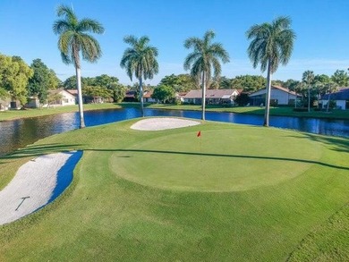 Beautiful 3 bedroom 2.5 Bathroom 1.5 Garage Villa with golf - photo 50