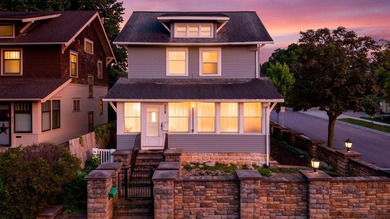 A charming Craftsman-style home that blends timeless character - photo 1