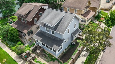 A charming Craftsman-style home that blends timeless character - photo 4