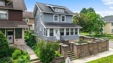 A charming Craftsman-style home that blends timeless character - photo 6