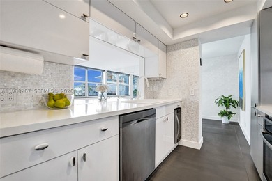 Experience the epitome of modern luxury at the Golden Isles - photo 13