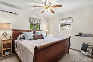 Privacy, gentle lakefront living, and room to enjoy everything - photo 16