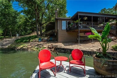 Privacy, gentle lakefront living, and room to enjoy everything - photo 31