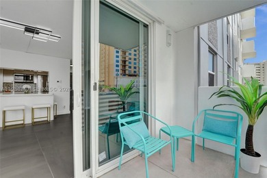 Experience the epitome of modern luxury at the Golden Isles - photo 34