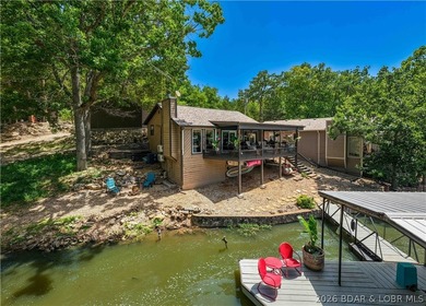 Privacy, gentle lakefront living, and room to enjoy everything - photo 49