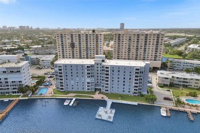 Experience the epitome of modern luxury at the Golden Isles - photo 49