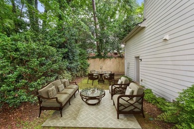 Welcome to this Stately Traditional Home in the highly - photo 10