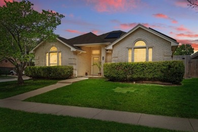 (private lake, pond, creek) Home Active Under Contract in Watauga Texas