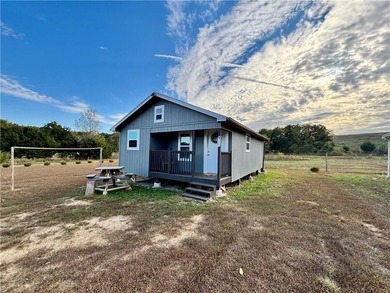 Discover your peaceful getaway at this beautiful new lake house! - photo 2