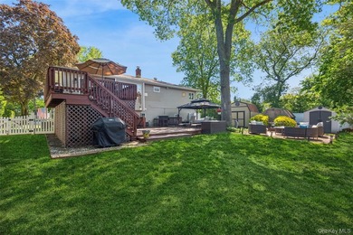 A MUST-SEE TURN KEY, UPGRADED, & PRICED TO SELL HOME!!!! Move-in - photo 27