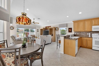 This is a SPECTACULAR POINT LOT with a pool/spa, whole house - photo 38