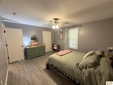 COUNTRY CHARM WITH MODERN UPDATES! Looking for peaceful country - photo 11