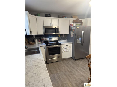 COUNTRY CHARM WITH MODERN UPDATES! Looking for peaceful country - photo 18