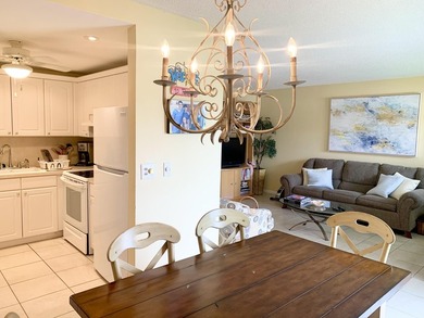 Welcome to this charming rare 1st floor corner, 2 bedroom, 2 - photo 12