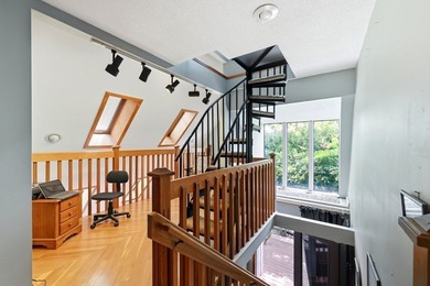 Spectacular waterfront contemporary on S. Pond with 2,900 s.f - photo 14