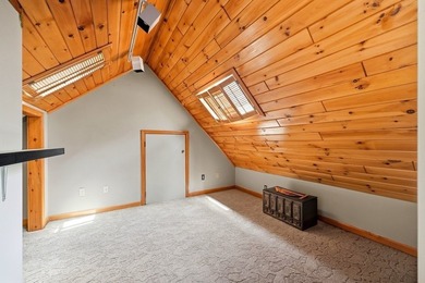 Spectacular waterfront contemporary on S. Pond with 2,900 s.f - photo 15