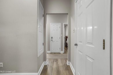 Disclosure: This commercial-zoned property currently operating - photo 20