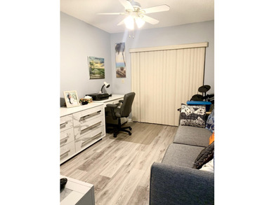 Welcome to this charming rare 1st floor corner, 2 bedroom, 2 - photo 30