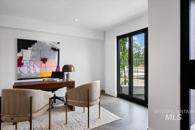This exceptionally low-maintenance home is situated in Casino - photo 5