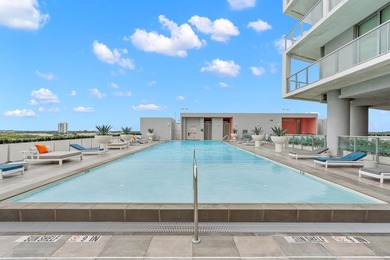 ABSOLUTELY GORGEOUS FULLY RENOVATED CONDO | PRESTIGOUS NEW - photo 45