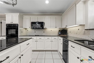 Welcome to 3401 Summit Circle in Belton! This spacious 2 - photo 11