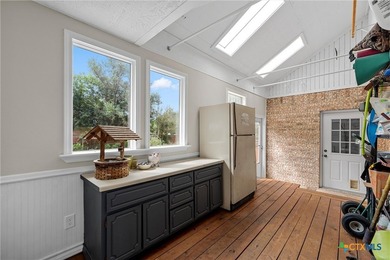 Welcome to 3401 Summit Circle in Belton! This spacious 2 - photo 24