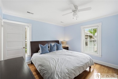 Welcome to 19 Winchester Road: an expansive 6 bedroom, 3 - photo 30