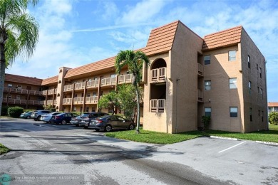 Lake Condo For Sale in Sunrise, Florida