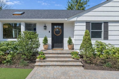 Welcome to this picture-perfect three-bedroom ranch, ideally - photo 3
