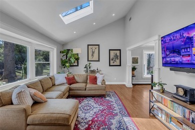 Welcome to this picture-perfect three-bedroom ranch, ideally - photo 5