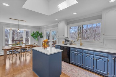 Welcome to this picture-perfect three-bedroom ranch, ideally - photo 10