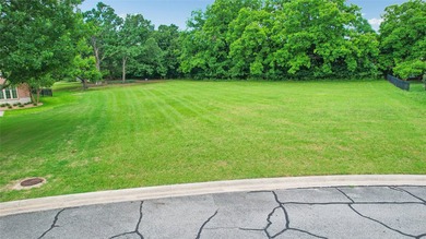 Beautiful build site on 0.617 acres located adjacent to Legacy - photo 1