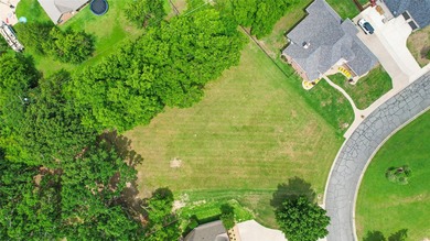 Beautiful build site on 0.617 acres located adjacent to Legacy - photo 4