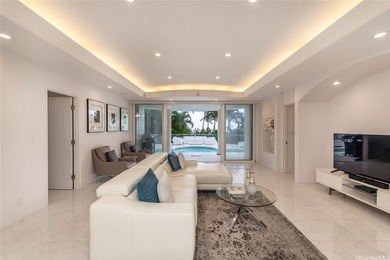 Perched on the eastern facing perimeter of the prestigious - photo 12